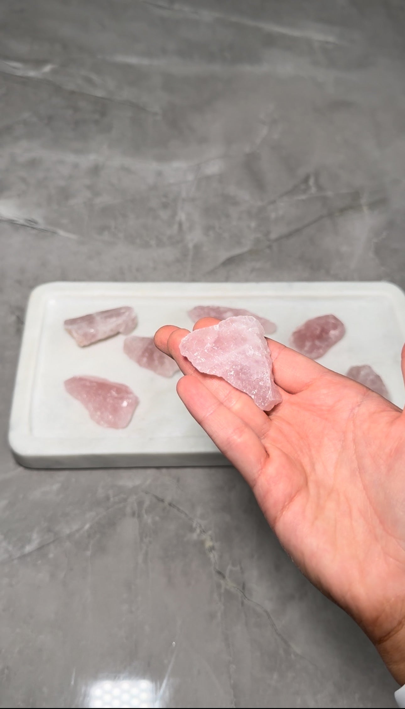 RAW ROSE QUARTZ